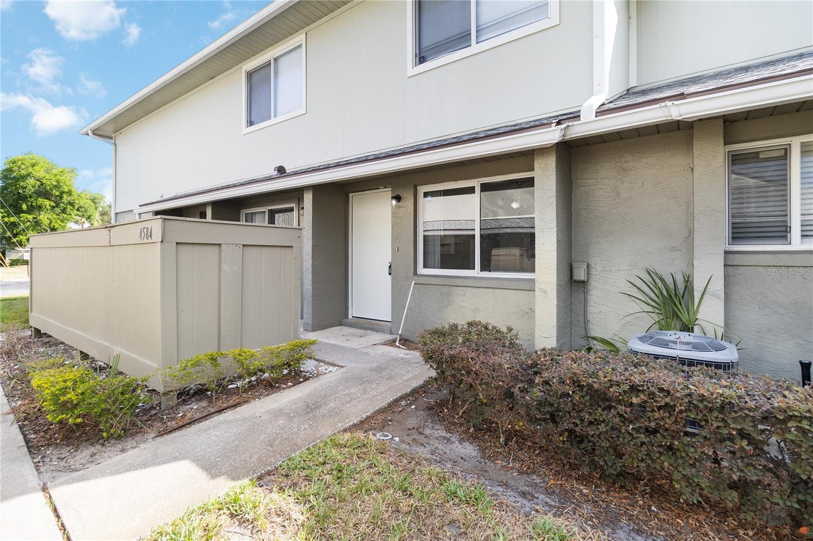 4584 PHEASANT RUN DR #B, ORLANDO, FL, 32808