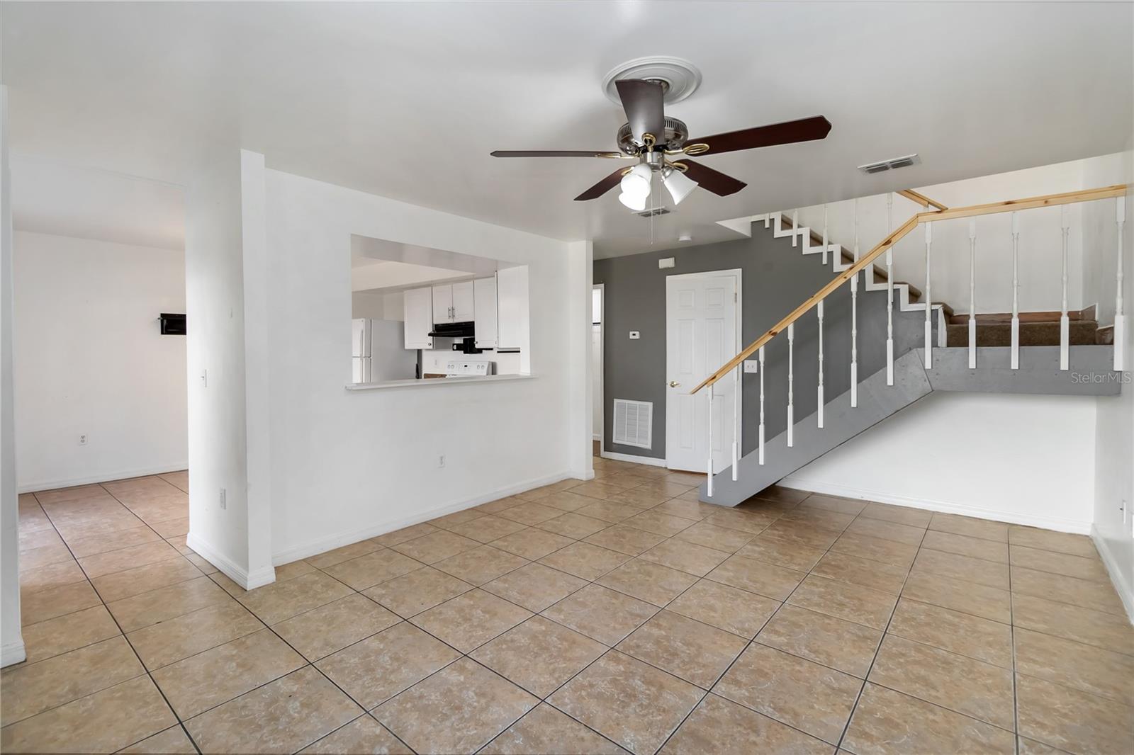 4584 PHEASANT RUN DR #B, ORLANDO, FL, 32808