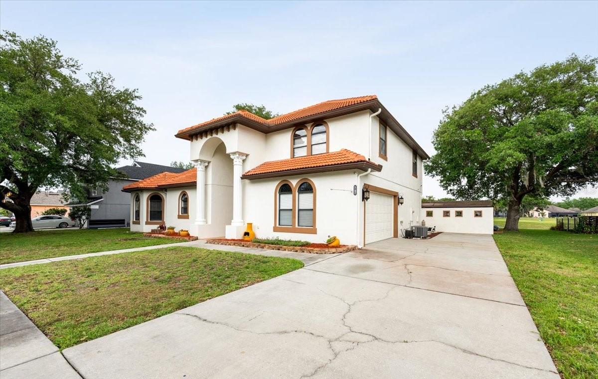 2813 BALLARD AVE, ORLANDO, FL, 32833