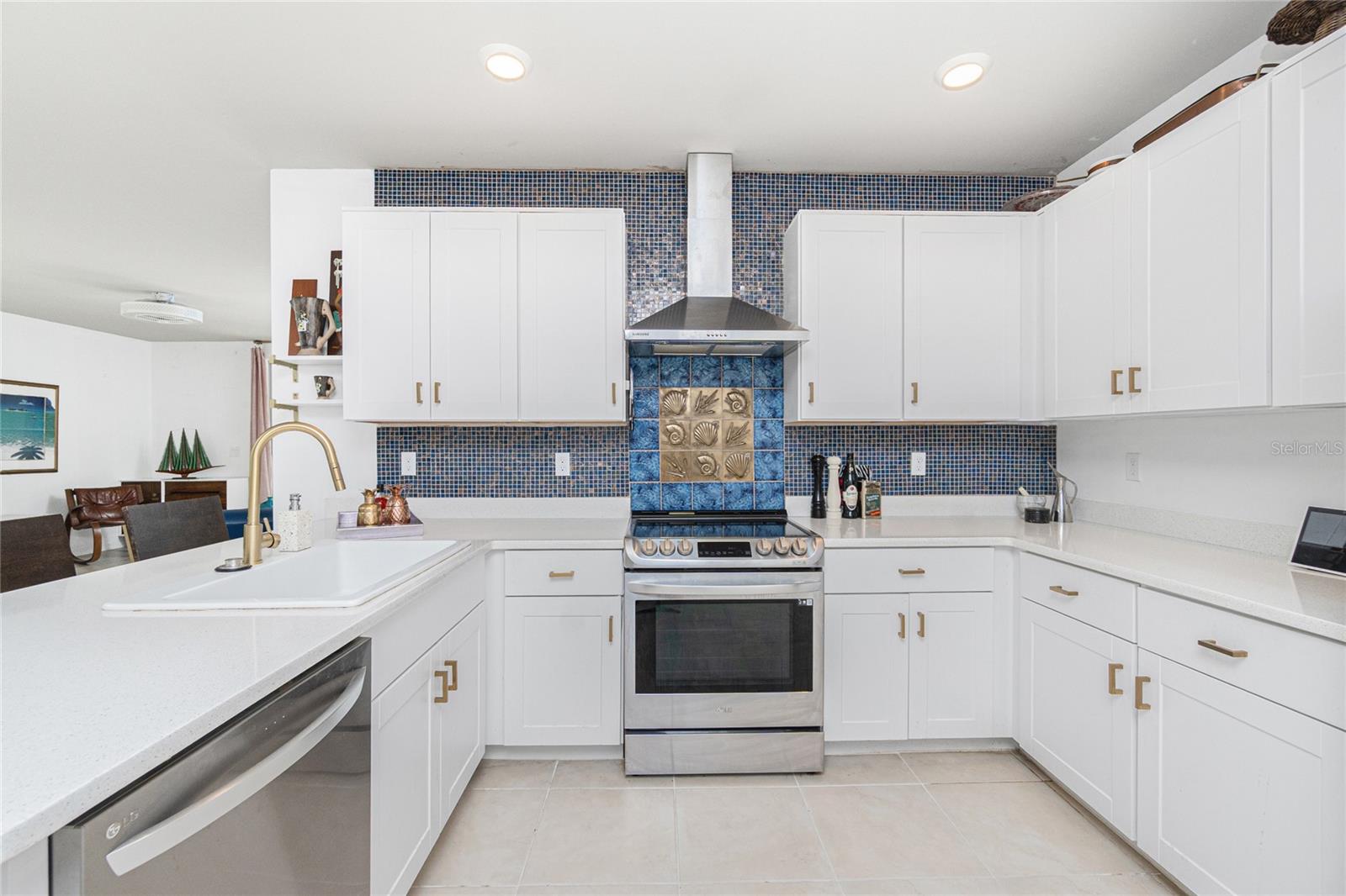 7232 W LENOX CIR, PUNTA GORDA, FL, 33950