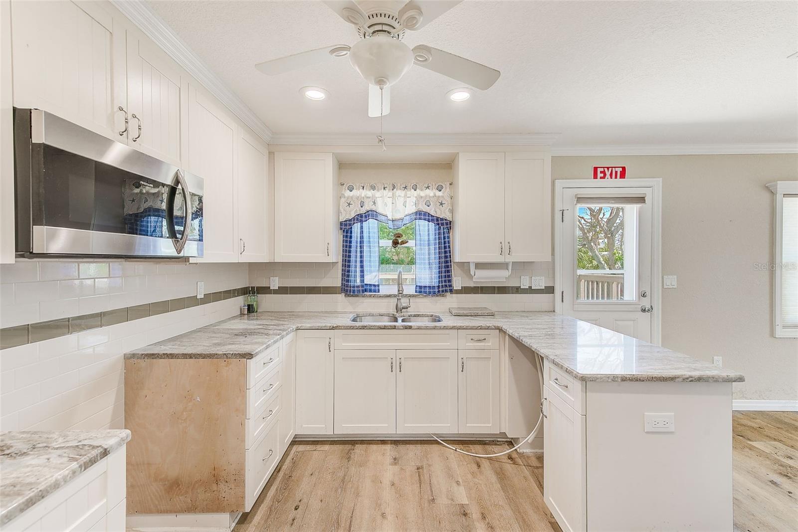 122 10TH AVE, INDIAN ROCKS BEACH, FL, 33785