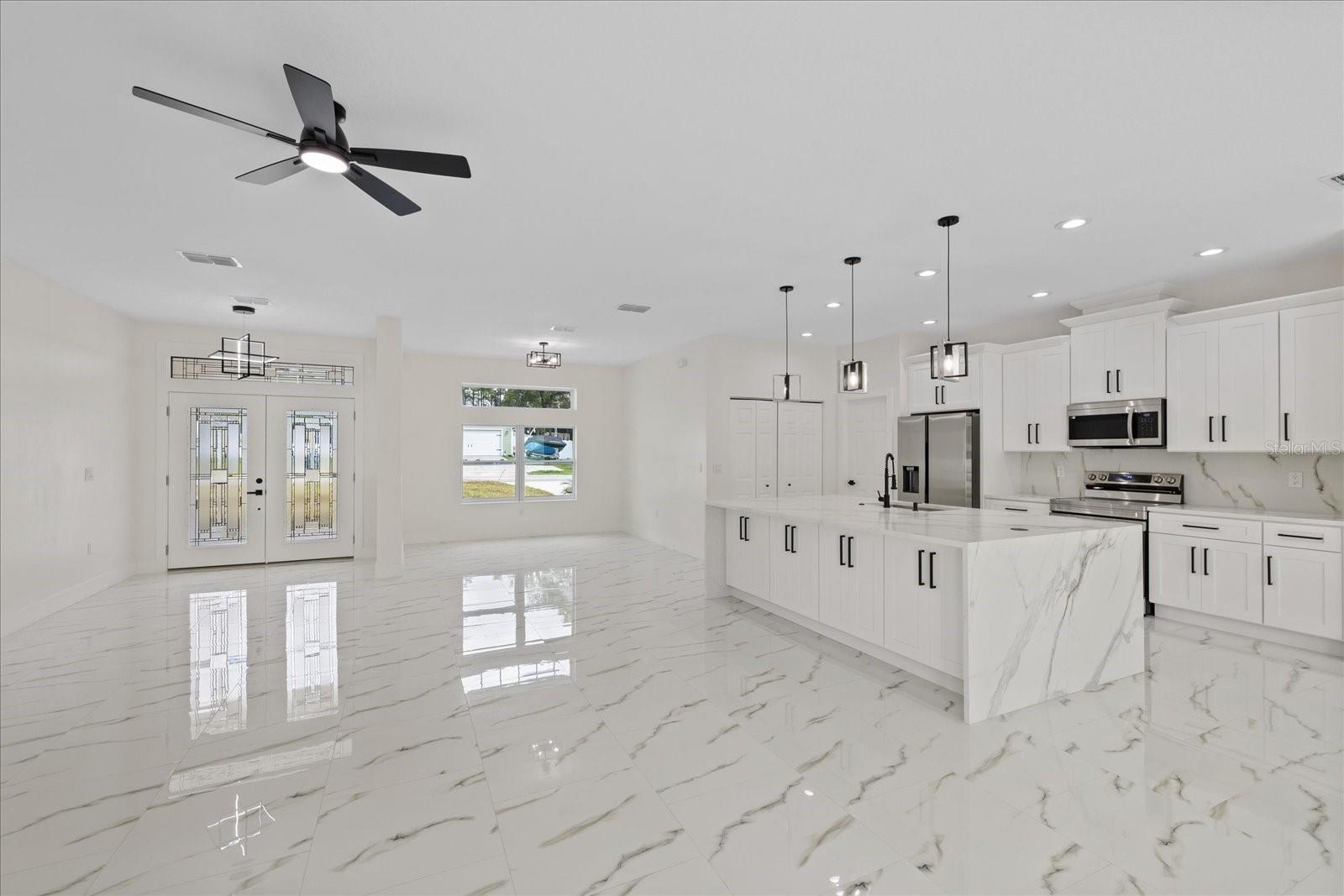 7372 MADRID RD, WEEKI WACHEE, FL, 34613