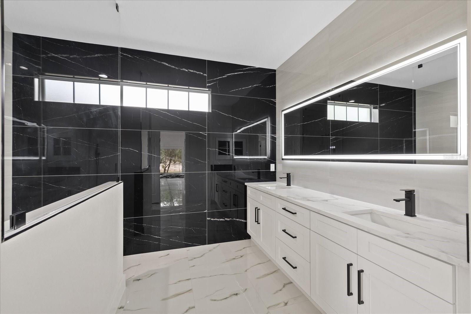 7372 MADRID RD, WEEKI WACHEE, FL, 34613