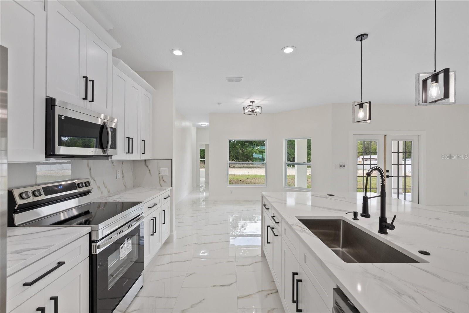 7372 MADRID RD, WEEKI WACHEE, FL, 34613