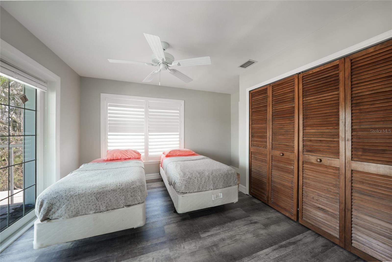 509 W RETTA ESPLANADE, PUNTA GORDA, FL, 33950