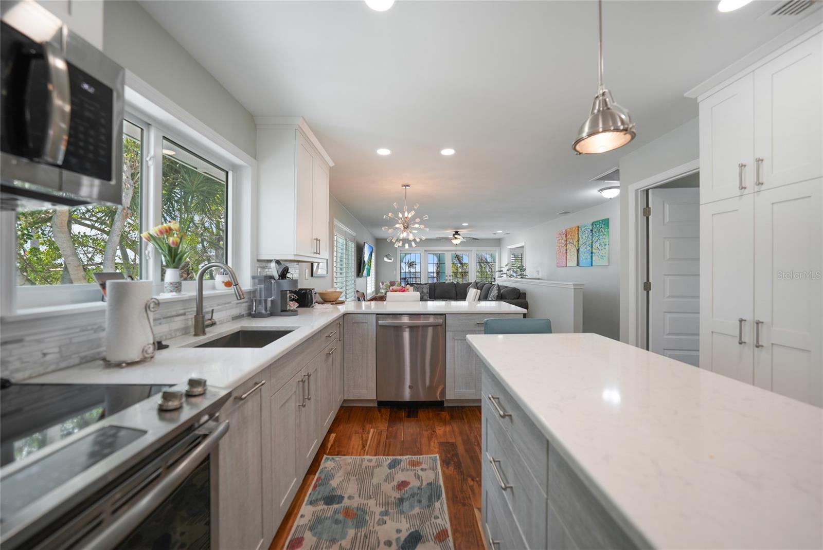 509 W RETTA ESPLANADE, PUNTA GORDA, FL, 33950