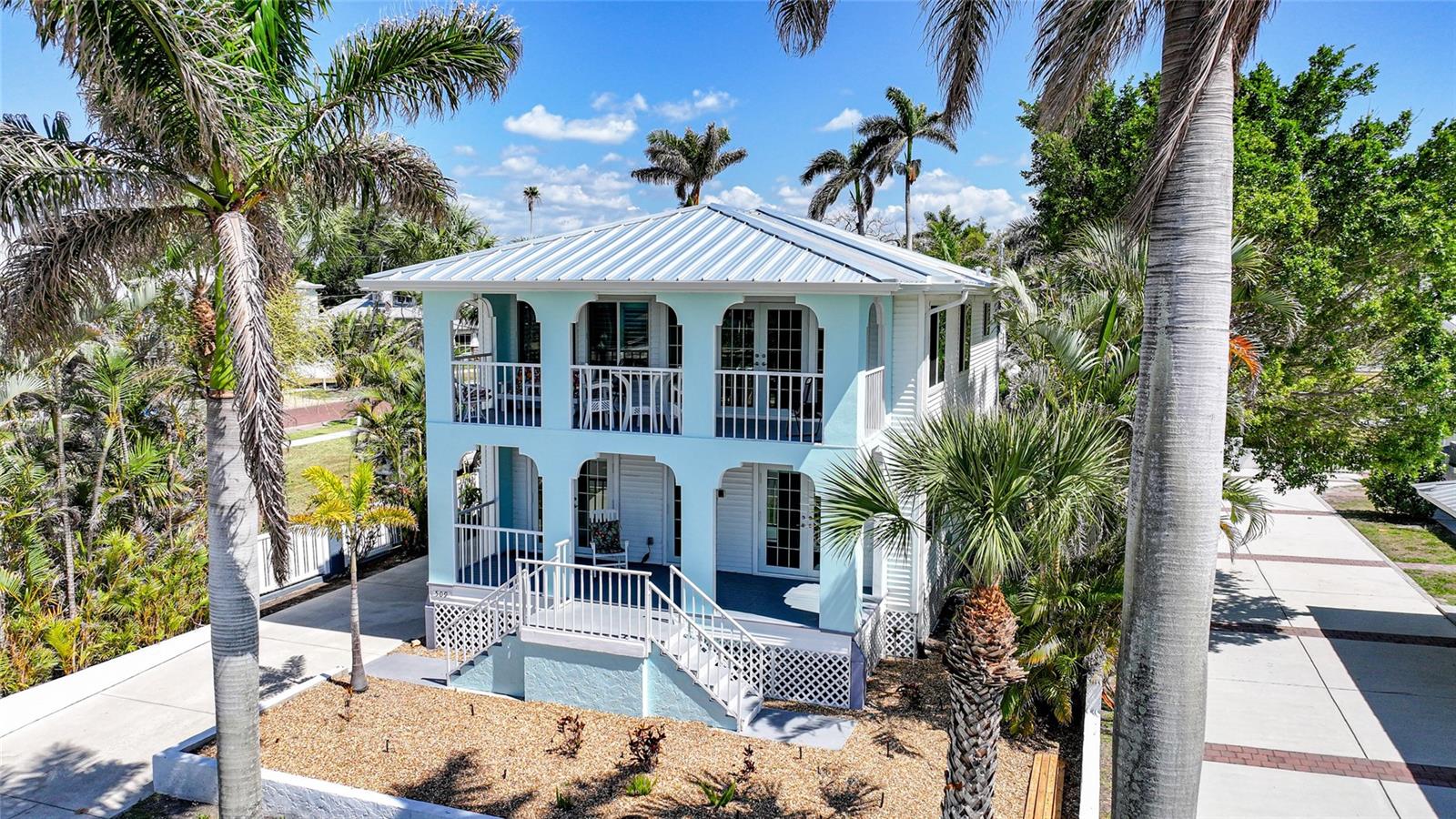 509 W RETTA ESPLANADE, PUNTA GORDA, FL, 33950