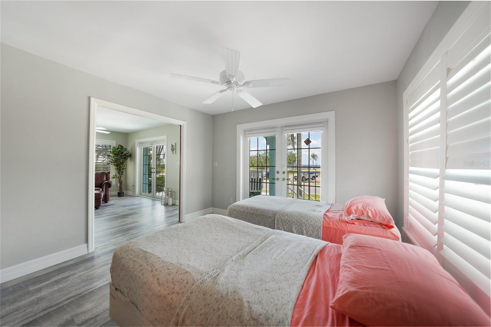 509 W RETTA ESPLANADE, PUNTA GORDA, FL, 33950