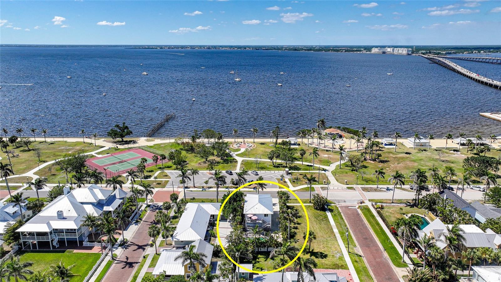 509 W RETTA ESPLANADE, PUNTA GORDA, FL, 33950