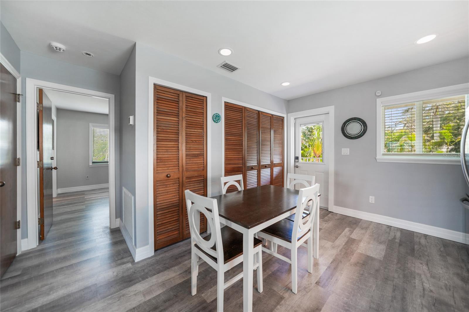 509 W RETTA ESPLANADE, PUNTA GORDA, FL, 33950