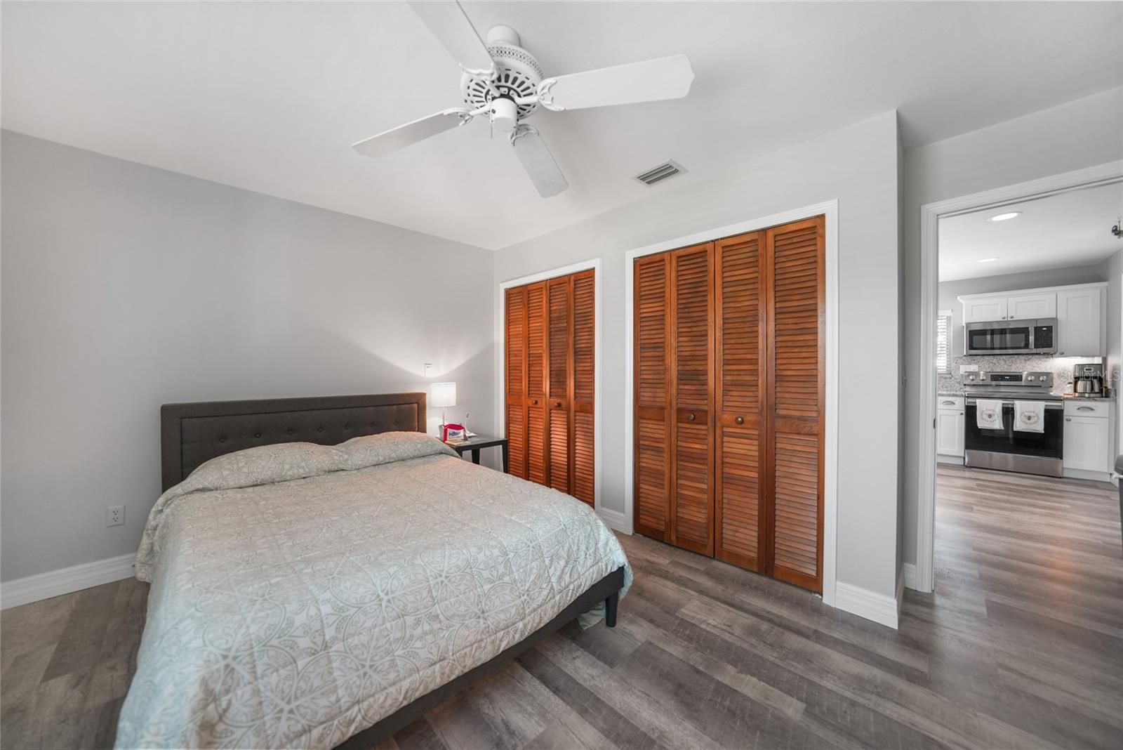 509 W RETTA ESPLANADE, PUNTA GORDA, FL, 33950