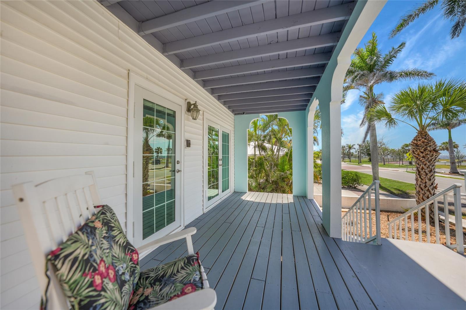 509 W RETTA ESPLANADE, PUNTA GORDA, FL, 33950