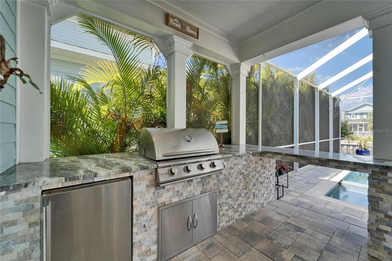 426 ISLEBAY DR, APOLLO BEACH, FL, 33572