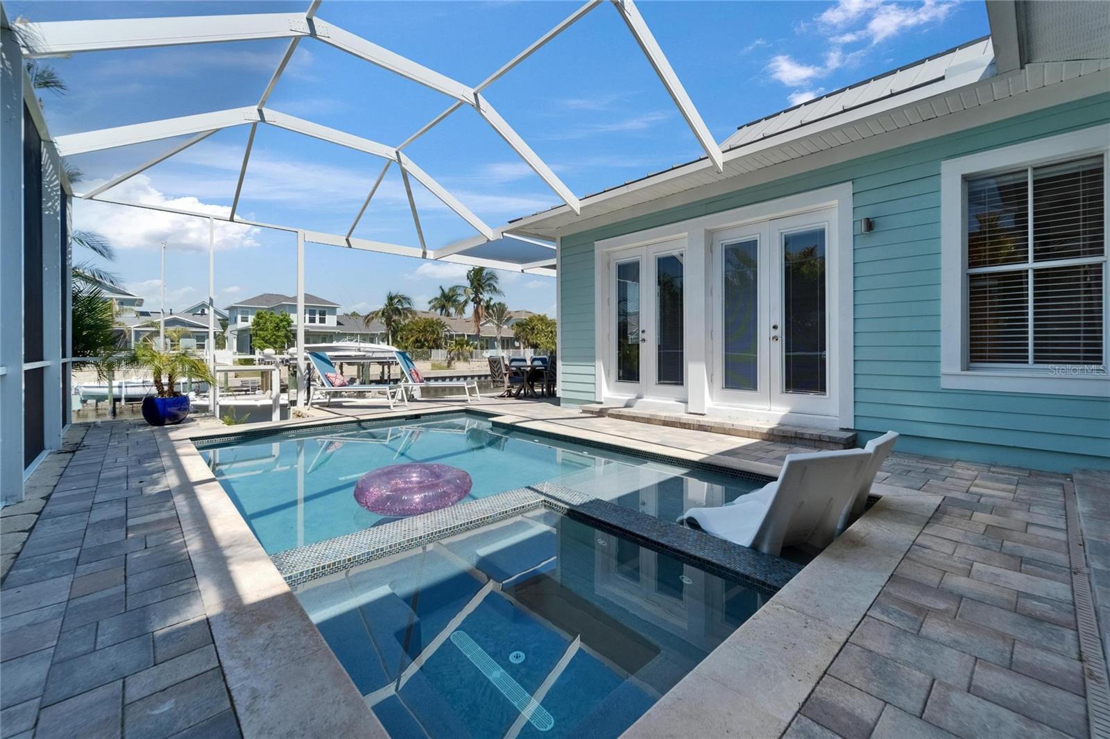 426 ISLEBAY DR, APOLLO BEACH, FL, 33572