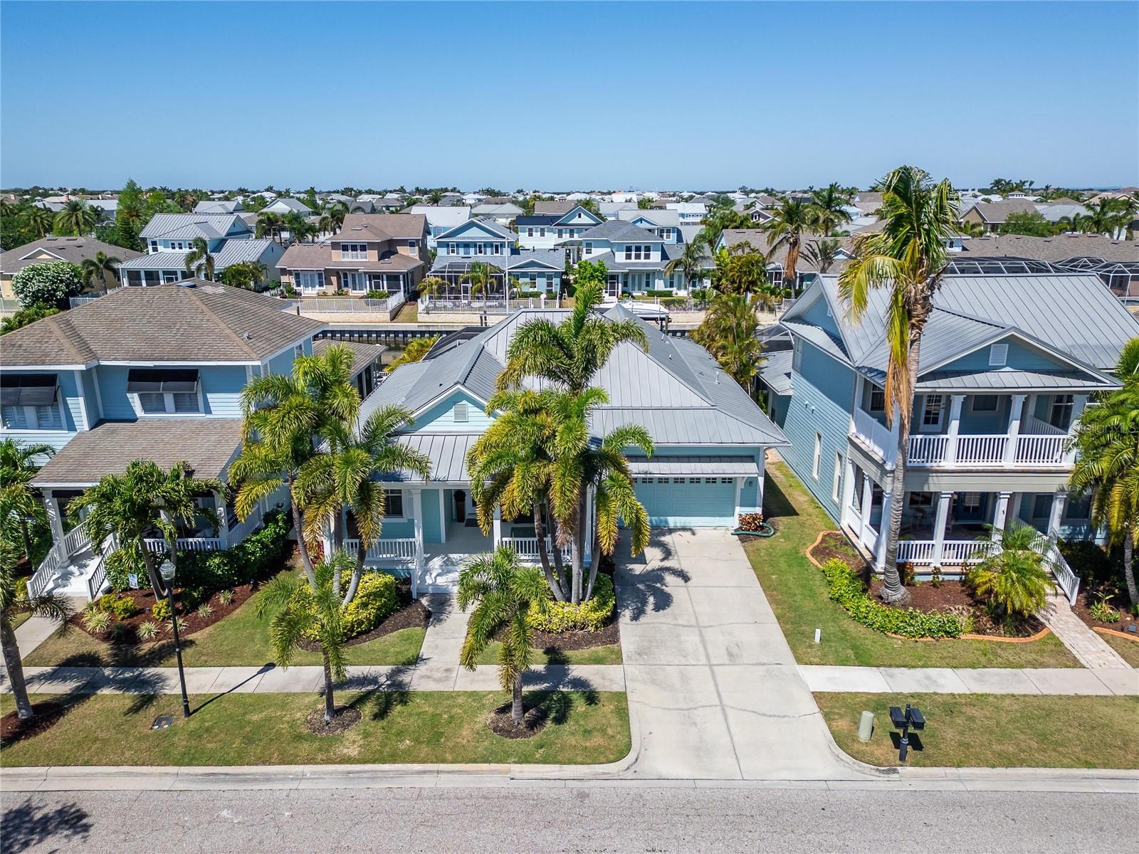 426 ISLEBAY DR, APOLLO BEACH, FL, 33572
