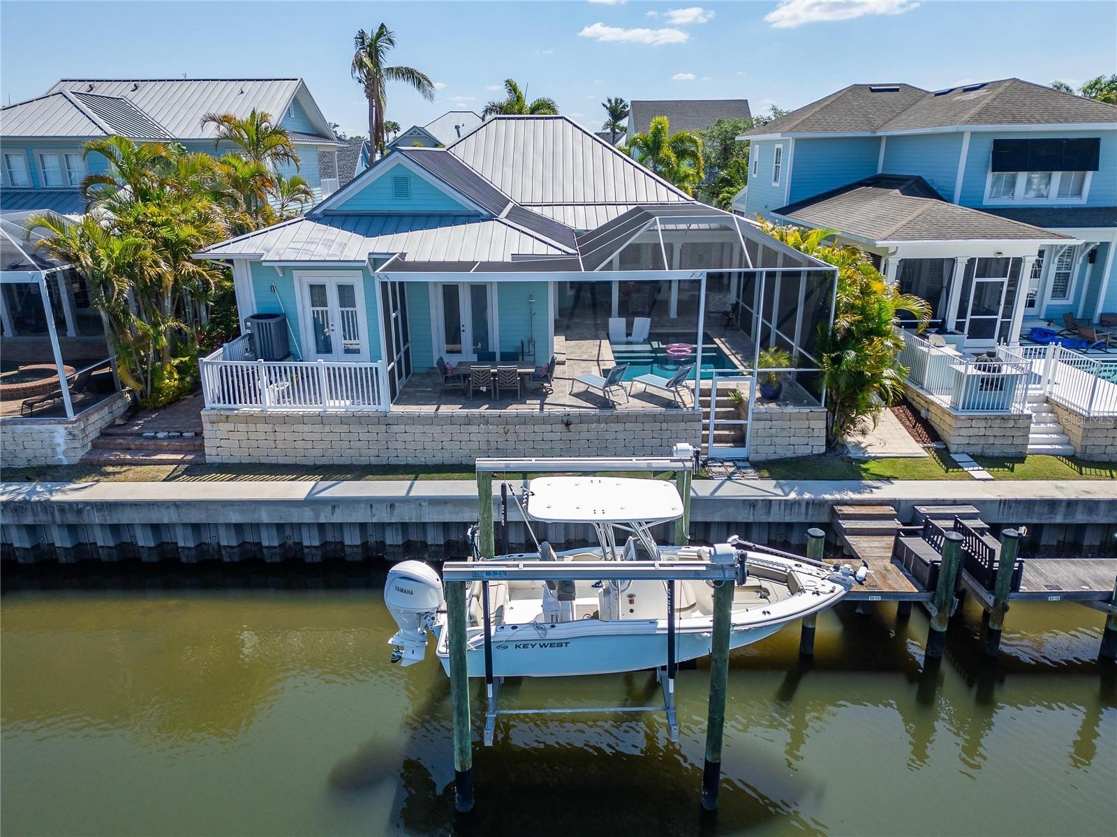 426 ISLEBAY DR, APOLLO BEACH, FL, 33572