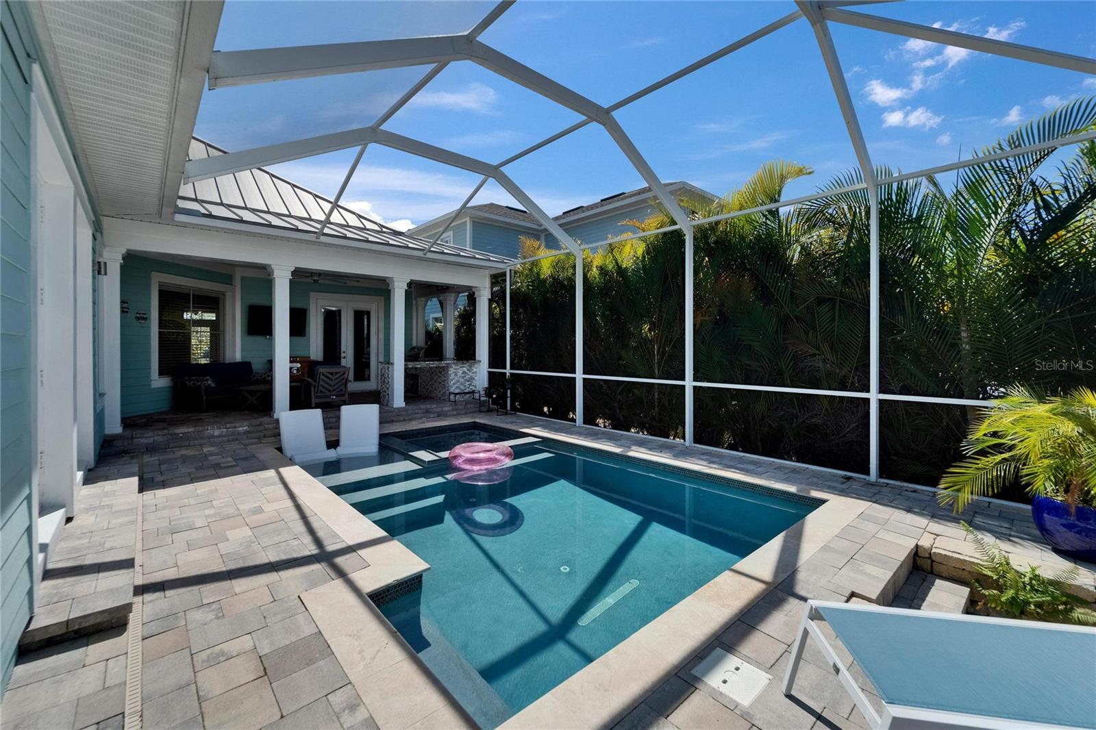 426 ISLEBAY DR, APOLLO BEACH, FL, 33572