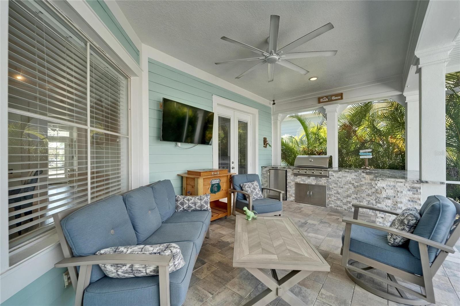 426 ISLEBAY DR, APOLLO BEACH, FL, 33572