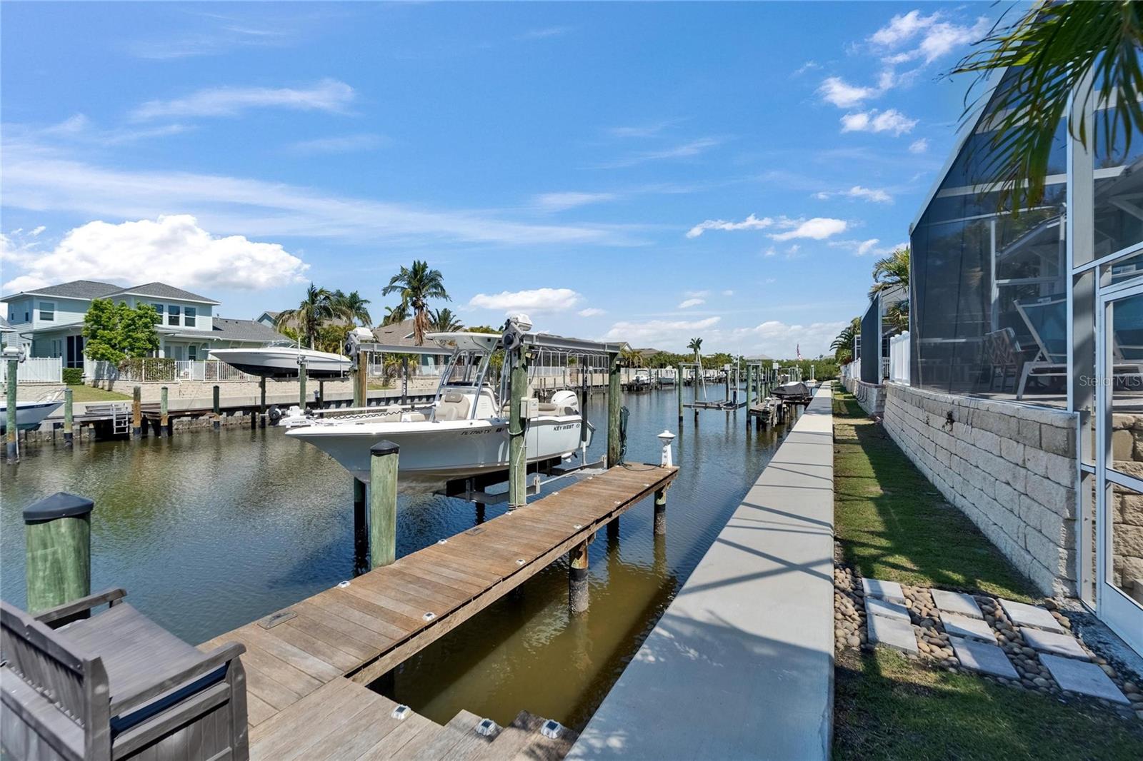 426 ISLEBAY DR, APOLLO BEACH, FL, 33572