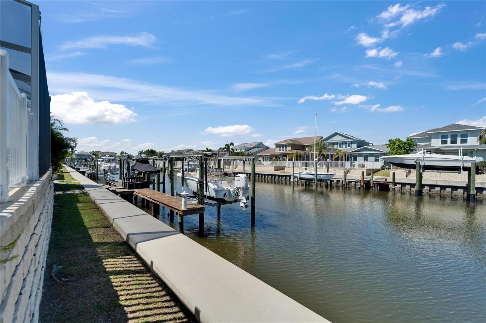 426 ISLEBAY DR, APOLLO BEACH, FL, 33572