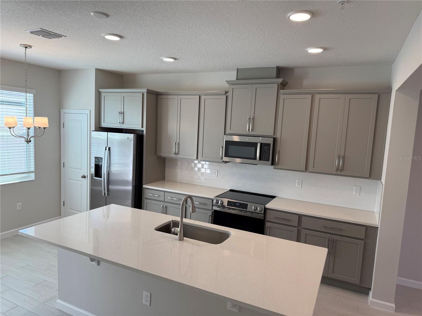 628 POTHOS ST, APOPKA, FL, 32703