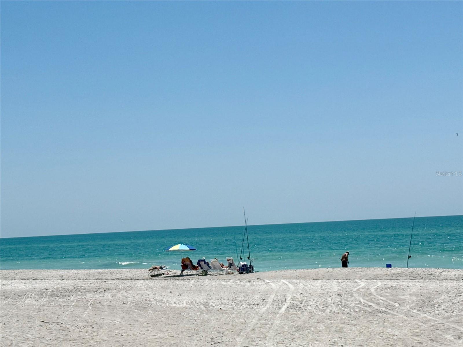 73 TWIN SHORES BLVD, LONGBOAT KEY, FL, 34228