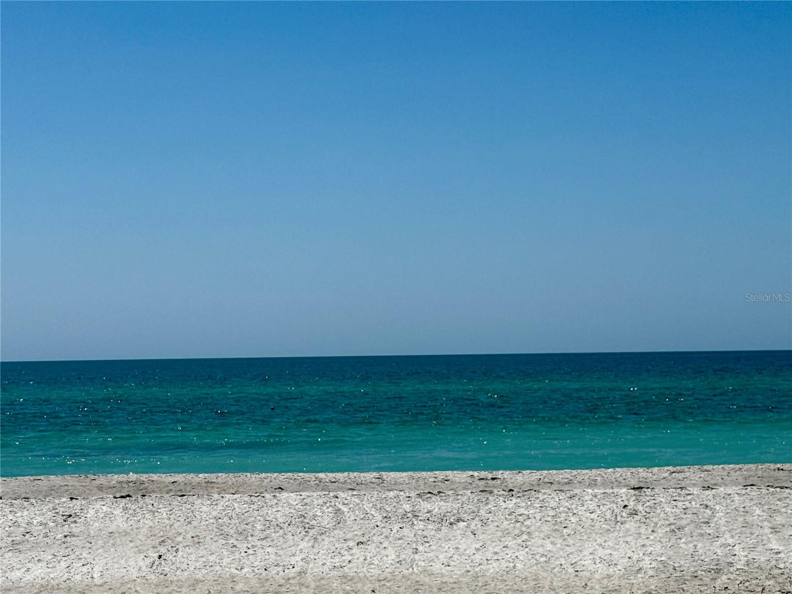 73 TWIN SHORES BLVD, LONGBOAT KEY, FL, 34228