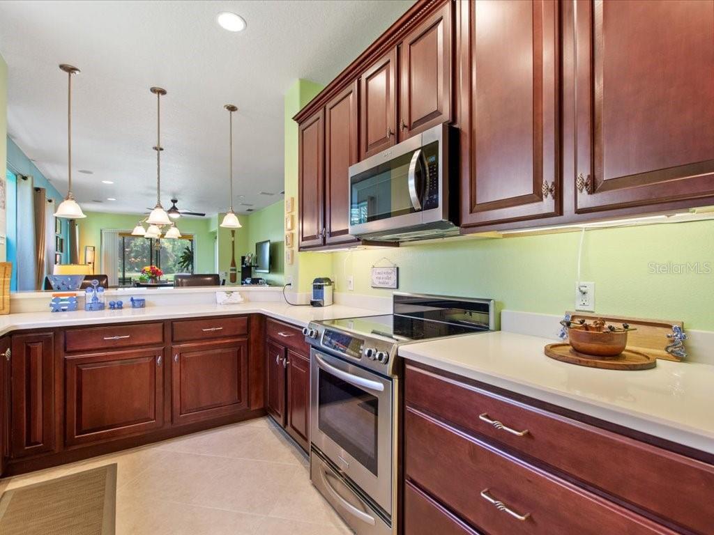 2724 PALM TREE DR, POINCIANA, FL, 34759