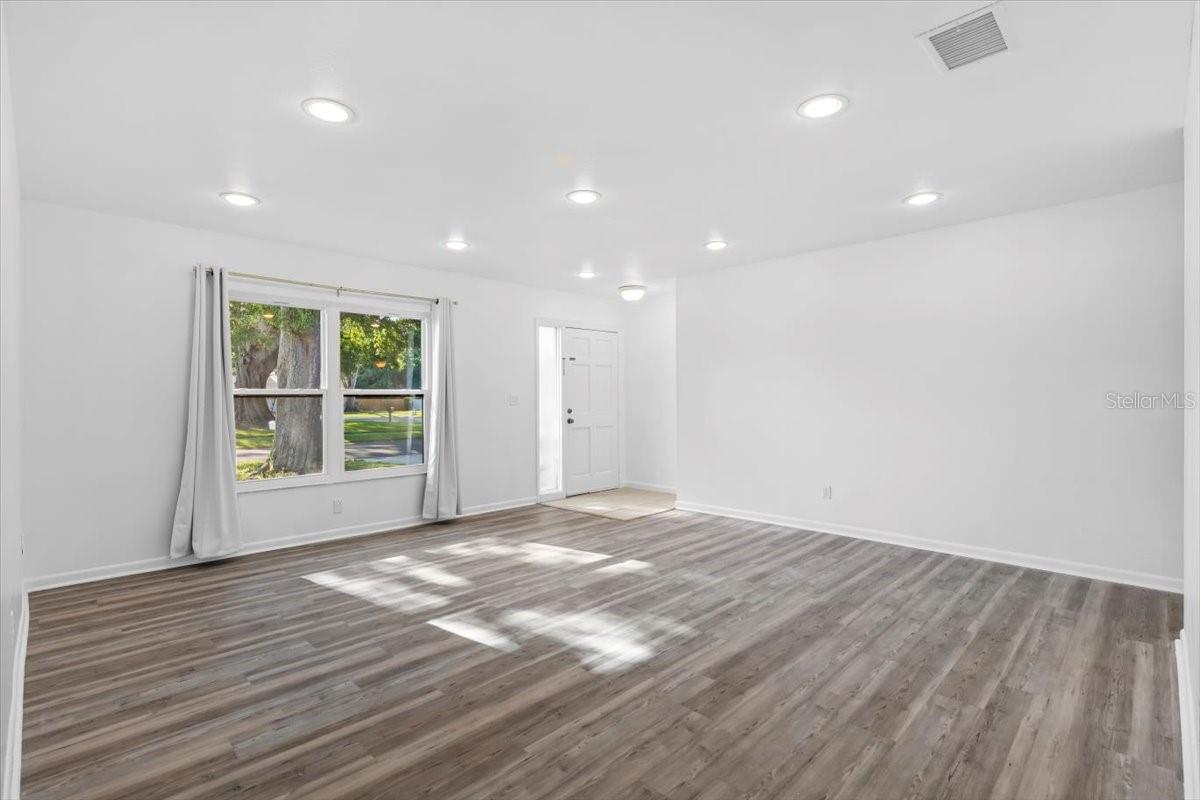 15118 BRUSHWOOD DR, TAMPA, FL, 33624