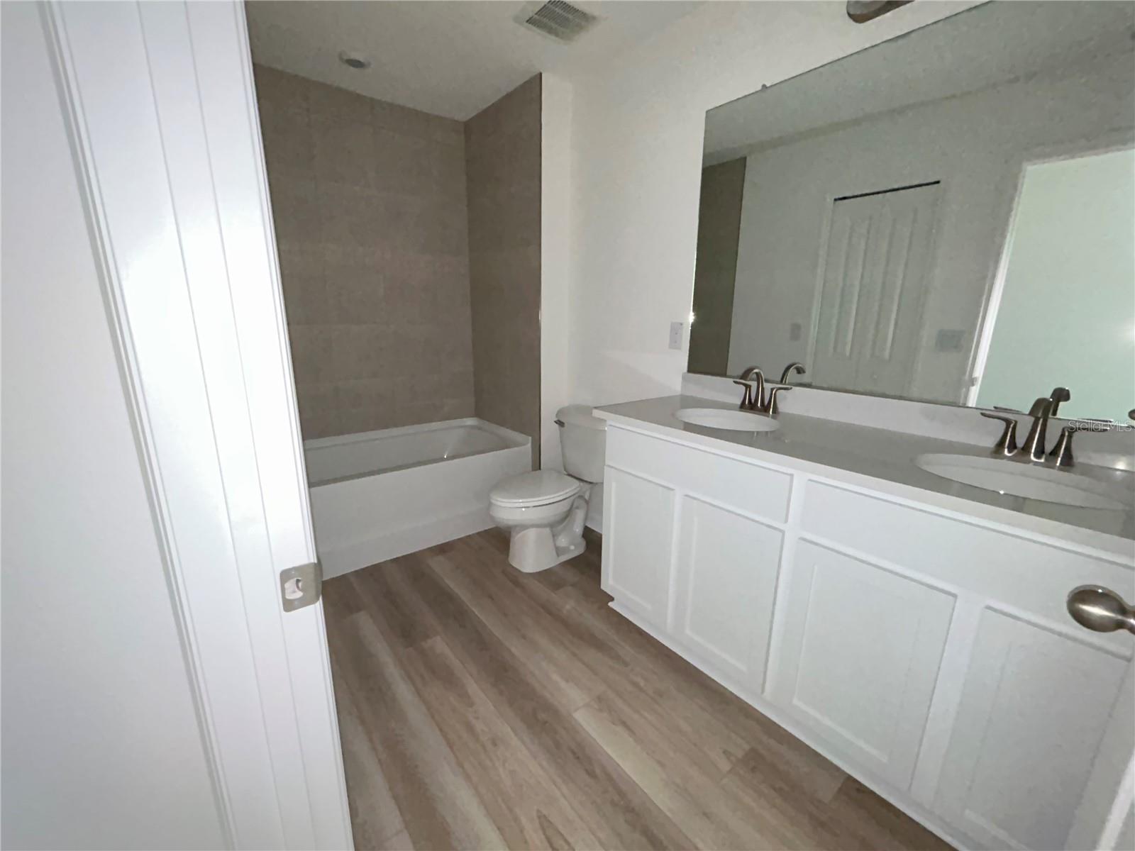 10817 IRONWOOD TREE WAY, SAN ANTONIO, FL, 33576