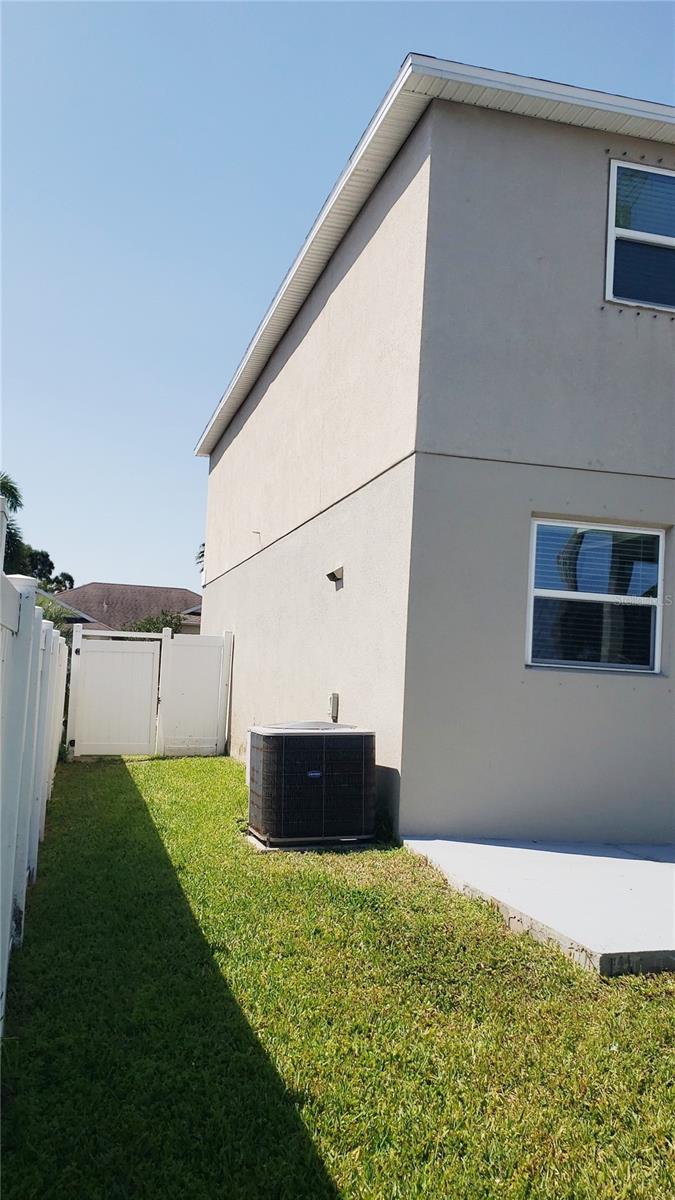 215 63RD DR E, BRADENTON, FL, 34203