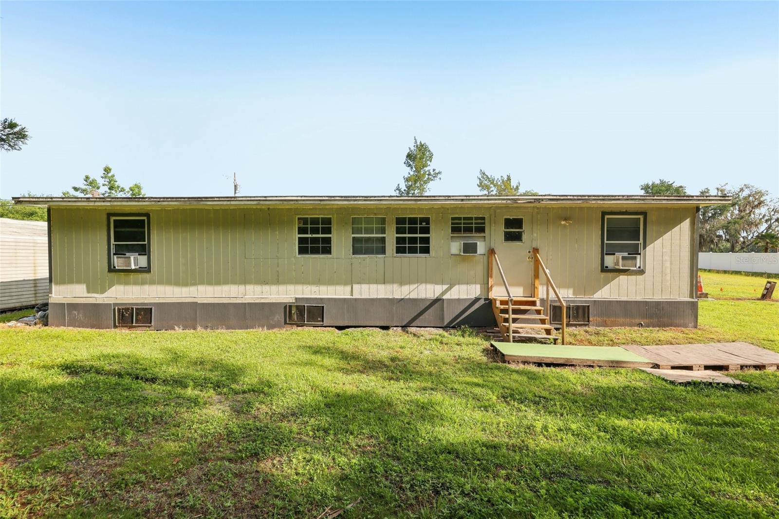 1981 N COUNTY ROAD 426, OVIEDO, FL, 32765