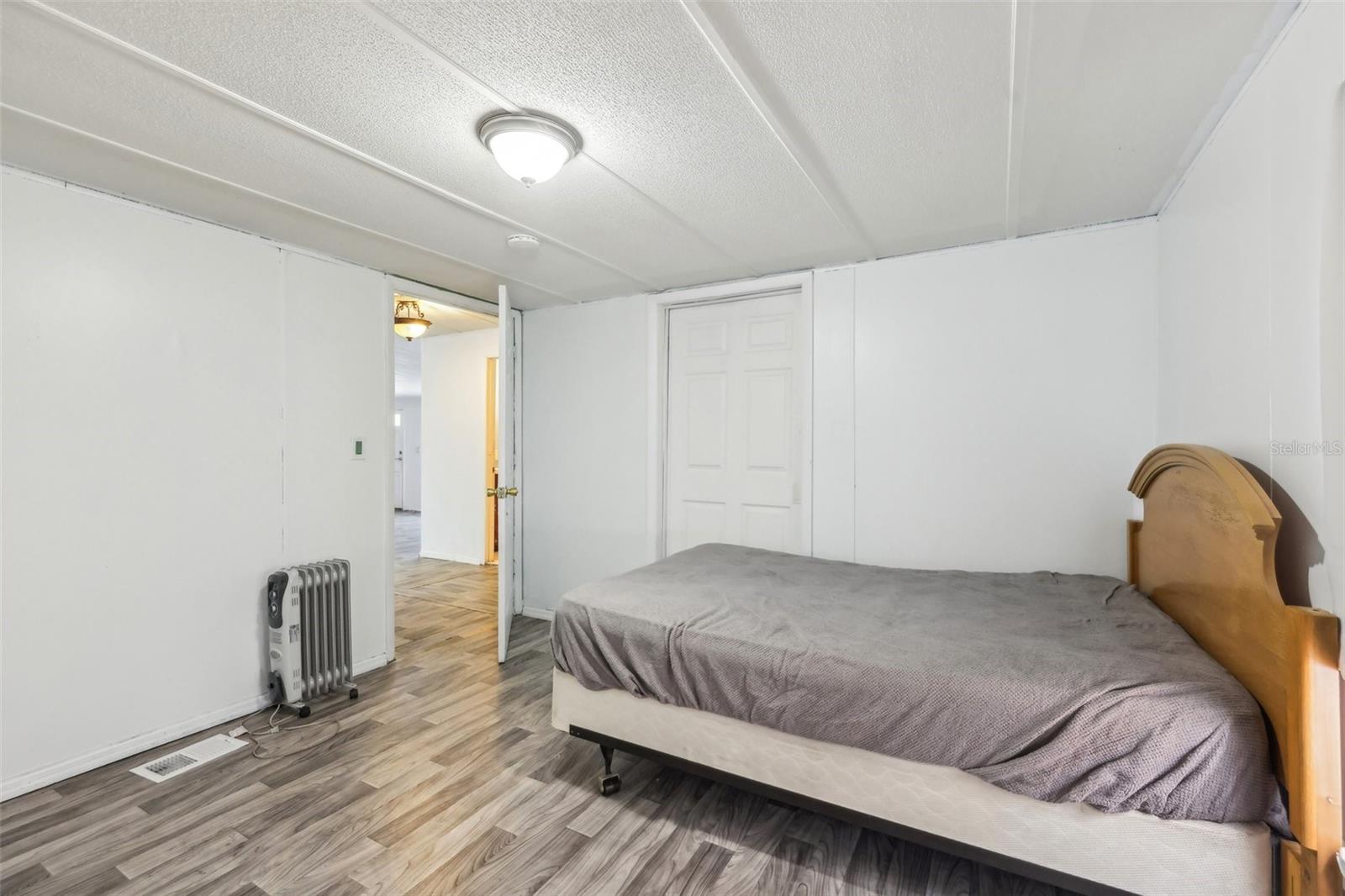 1981 N COUNTY ROAD 426, OVIEDO, FL, 32765