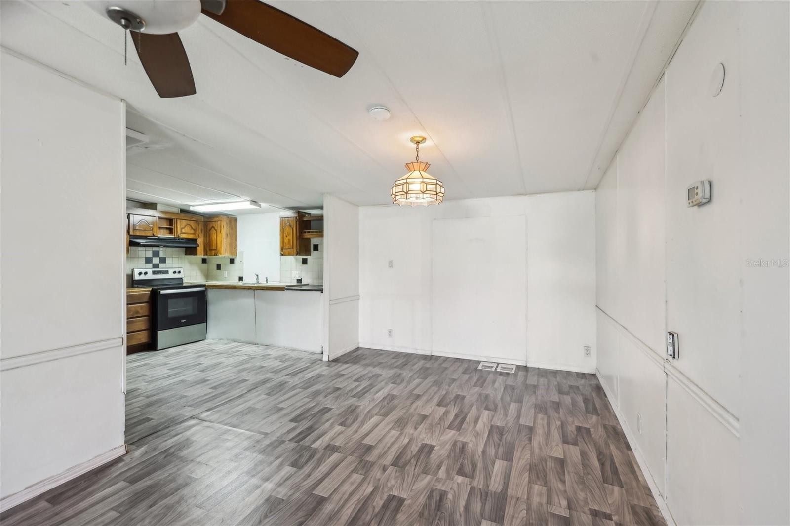 1981 N COUNTY ROAD 426, OVIEDO, FL, 32765