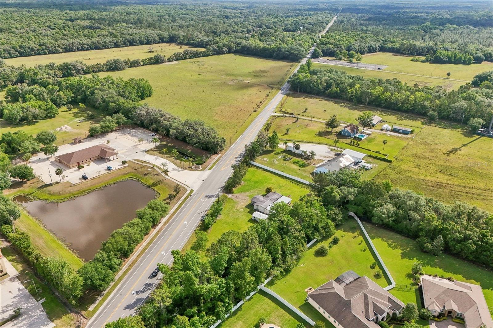 1981 N COUNTY ROAD 426, OVIEDO, FL, 32765