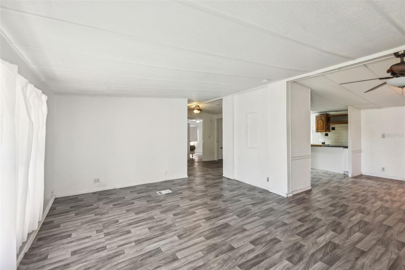 1981 N COUNTY ROAD 426, OVIEDO, FL, 32765