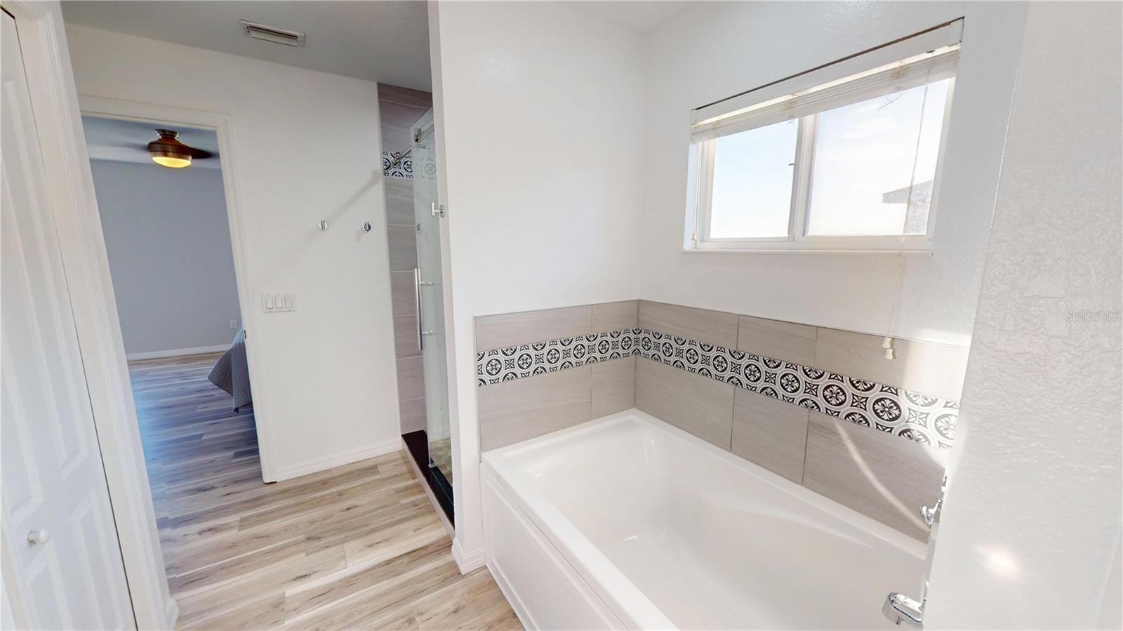 11750 TEMPEST HARBOR LOOP, VENICE, FL, 34292