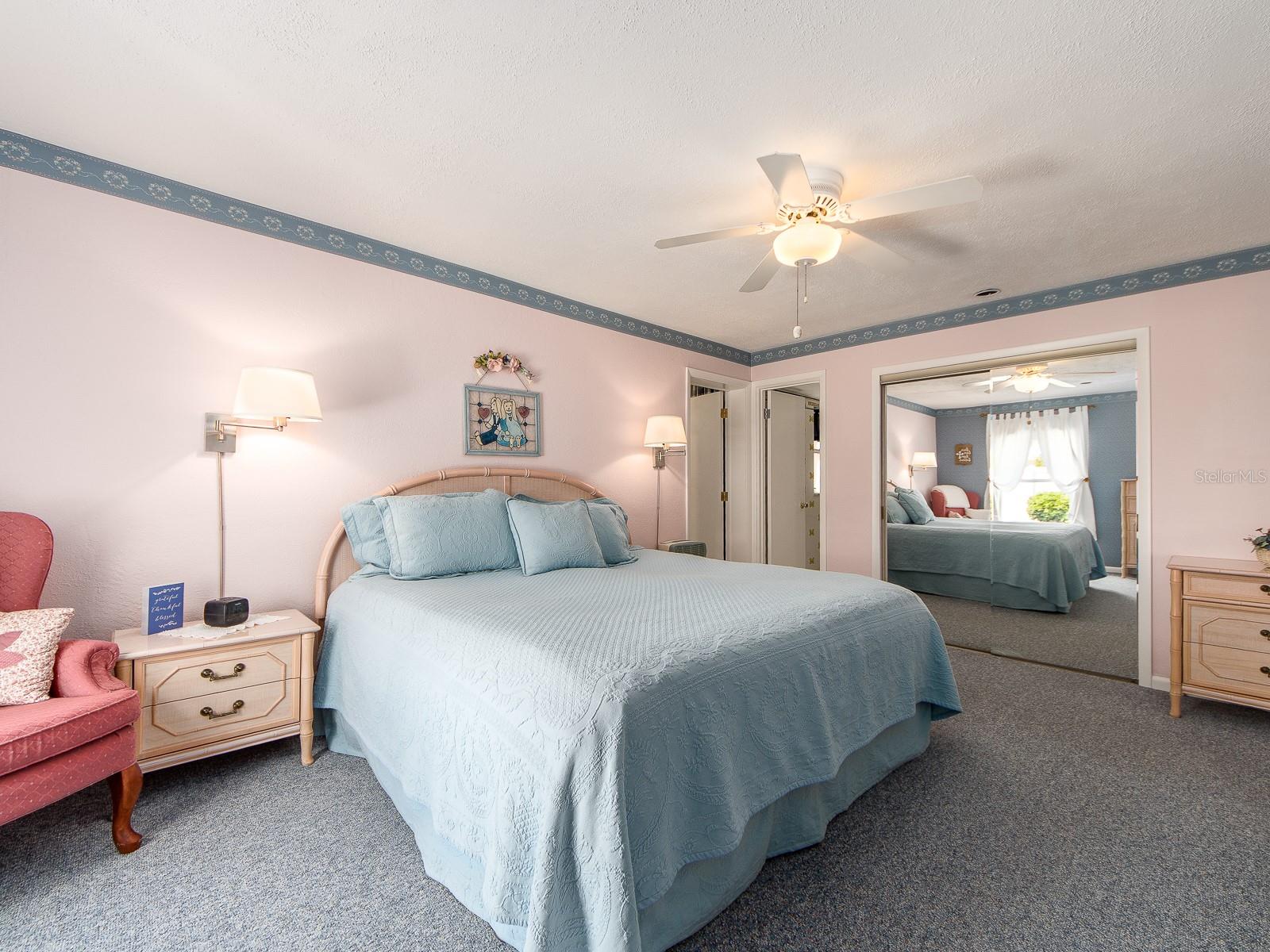 14269 YACHT CLUB BLVD, SEMINOLE, FL, 33776