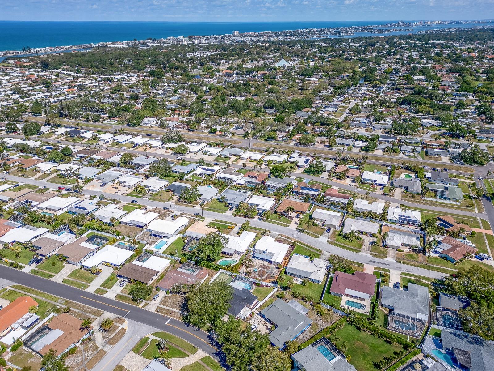 14269 YACHT CLUB BLVD, SEMINOLE, FL, 33776