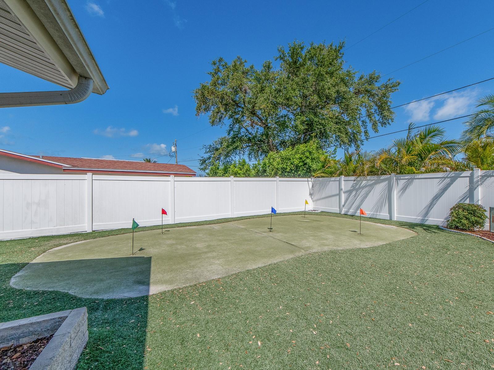 14269 YACHT CLUB BLVD, SEMINOLE, FL, 33776