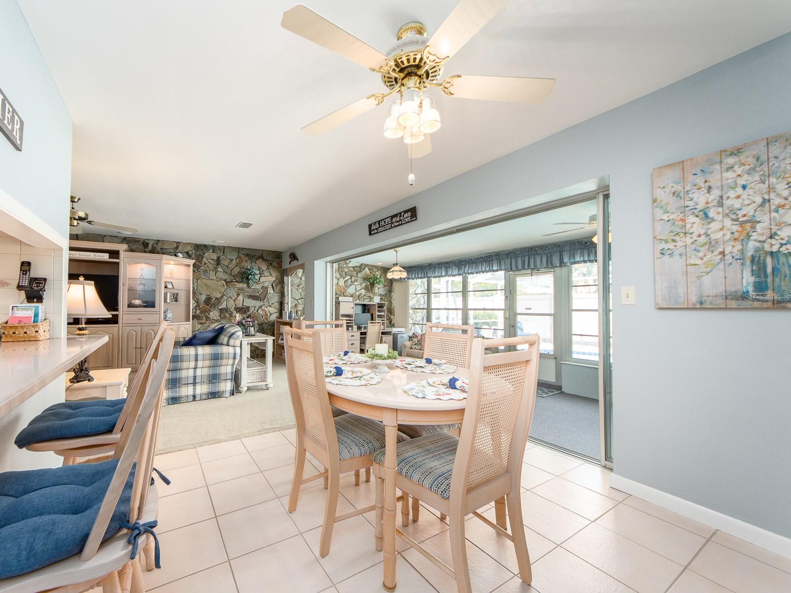 14269 YACHT CLUB BLVD, SEMINOLE, FL, 33776