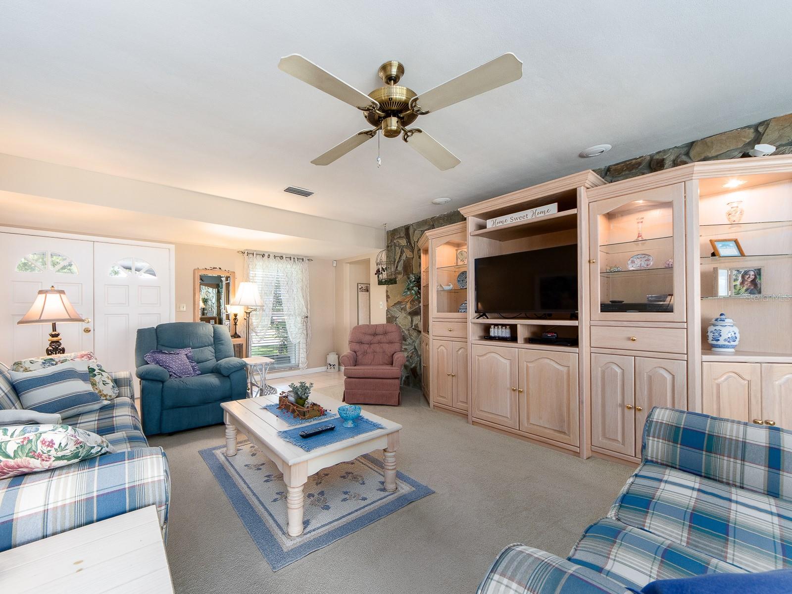 14269 YACHT CLUB BLVD, SEMINOLE, FL, 33776