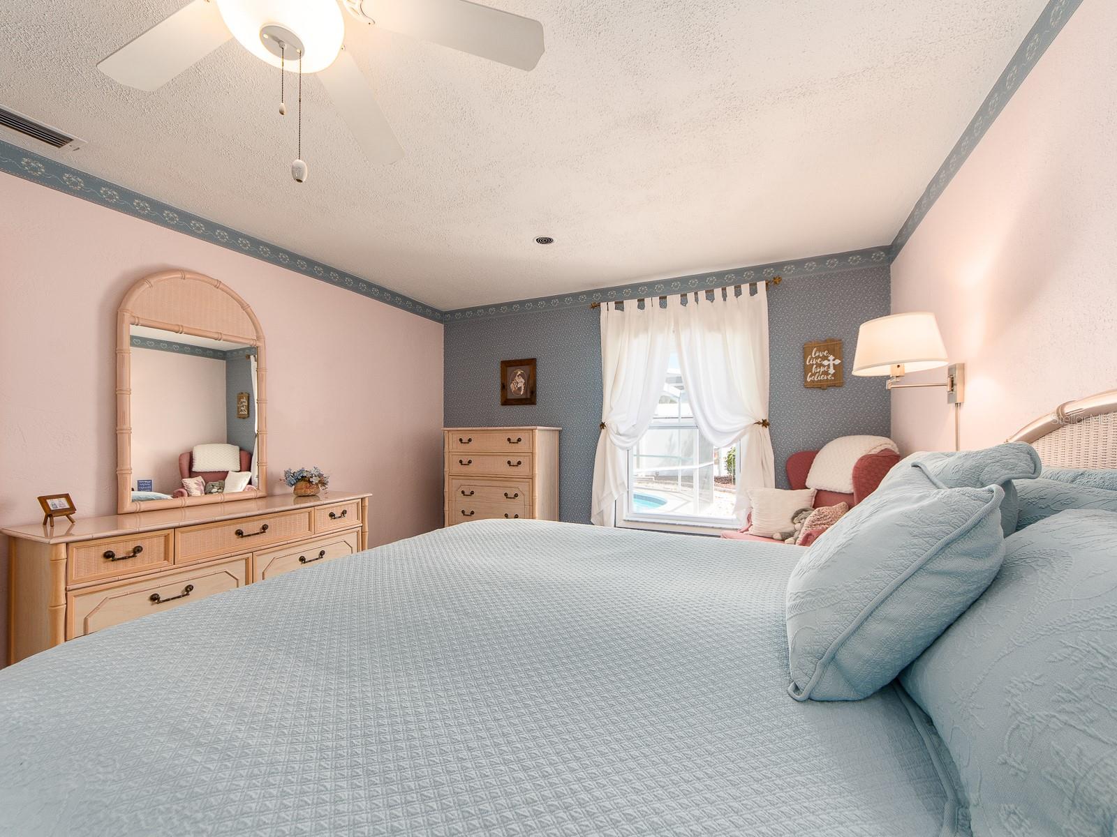 14269 YACHT CLUB BLVD, SEMINOLE, FL, 33776