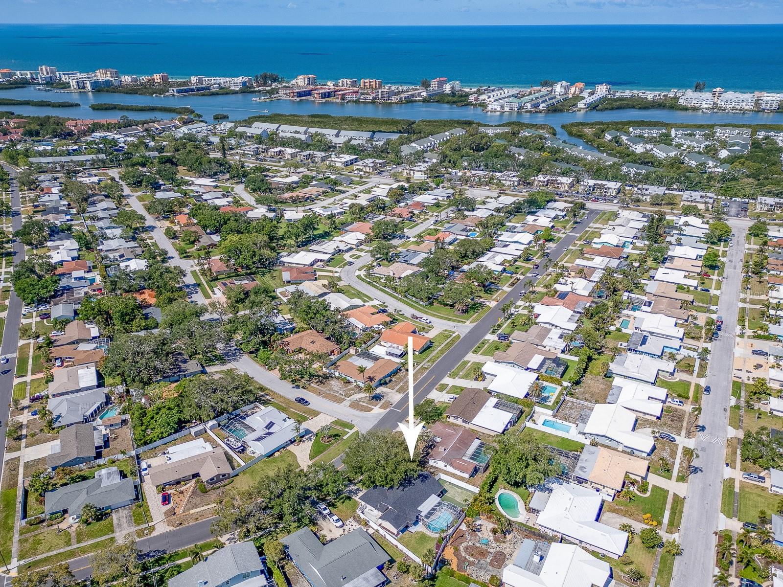 14269 YACHT CLUB BLVD, SEMINOLE, FL, 33776