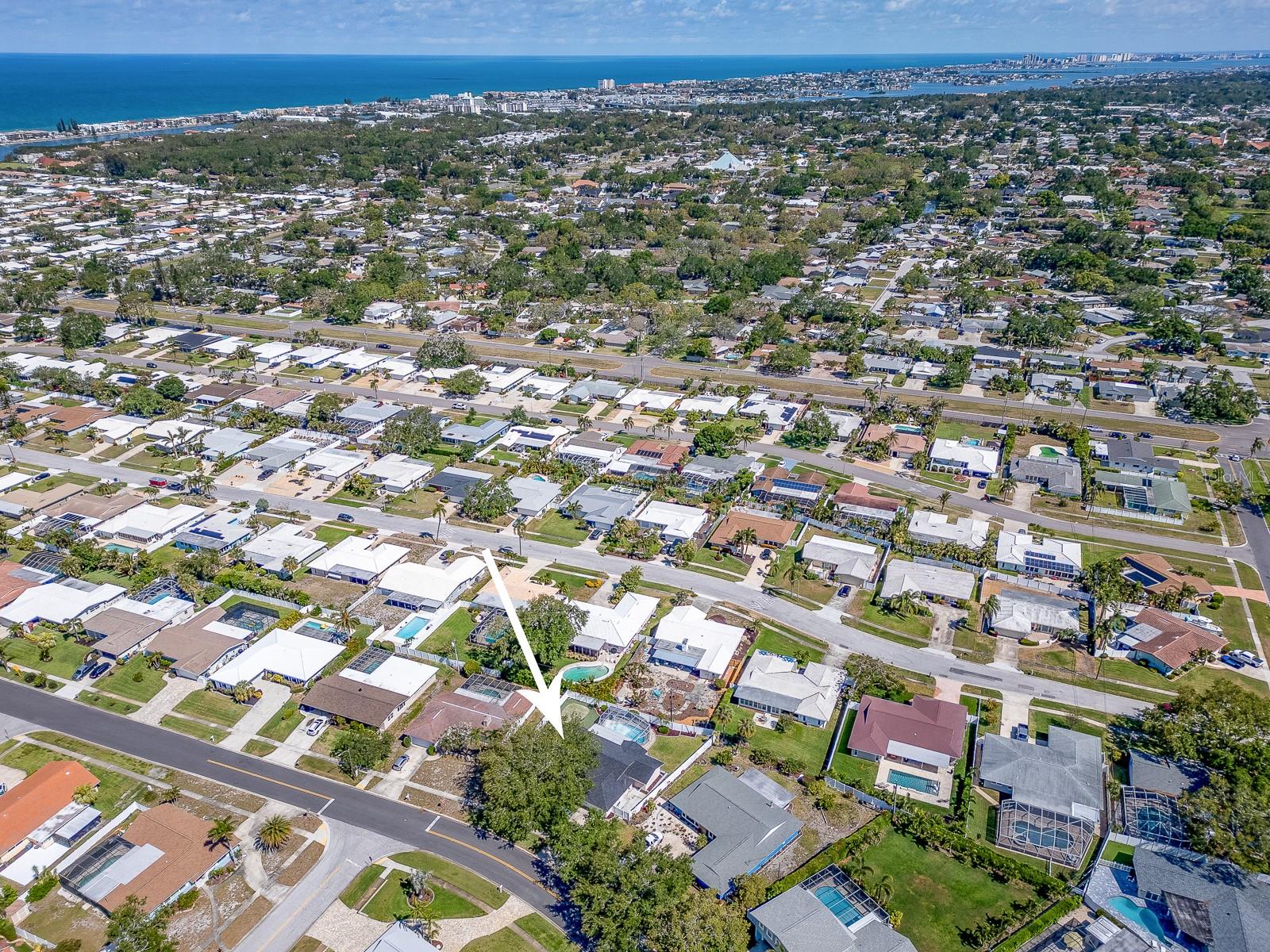 14269 YACHT CLUB BLVD, SEMINOLE, FL, 33776