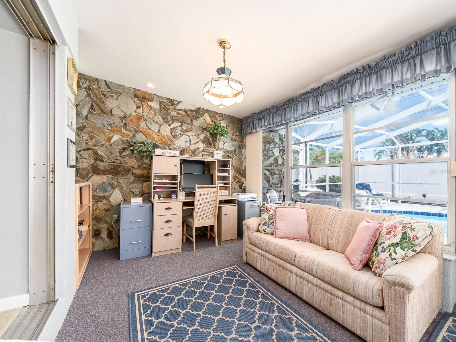 14269 YACHT CLUB BLVD, SEMINOLE, FL, 33776