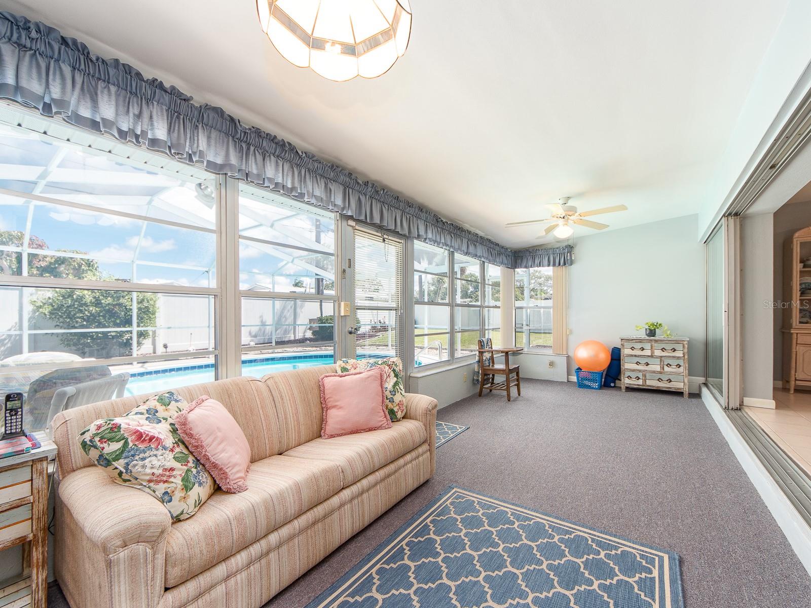 14269 YACHT CLUB BLVD, SEMINOLE, FL, 33776