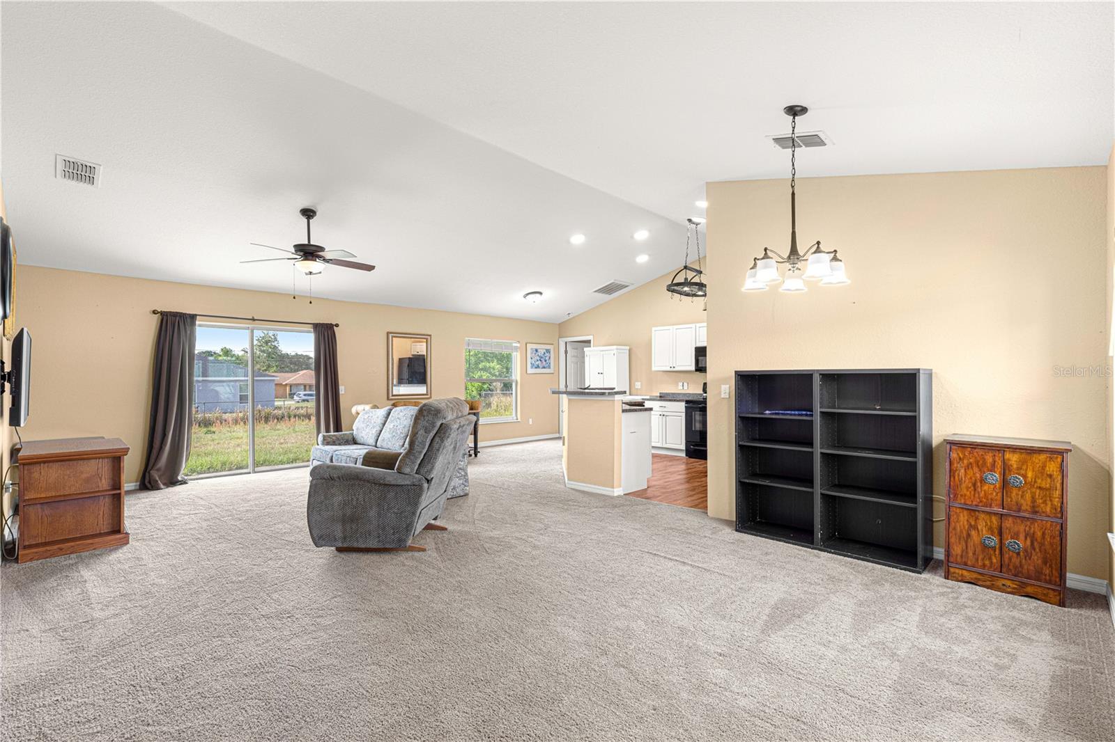 8 HEMLOCK RADL, OCALA, FL, 34472