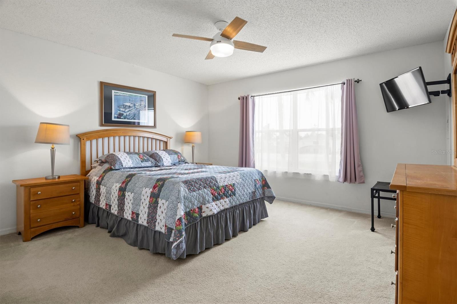 936 LAKE BERKLEY DR, KISSIMMEE, FL, 34746