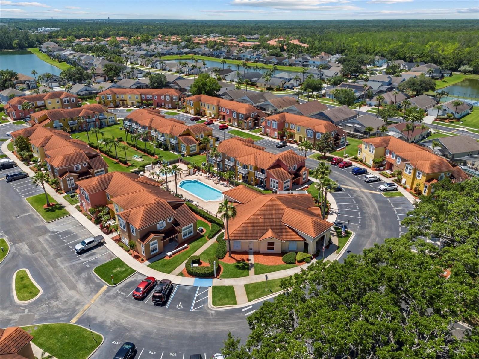 936 LAKE BERKLEY DR, KISSIMMEE, FL, 34746